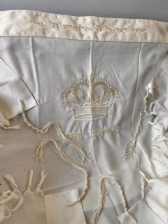 טלית עם עטרה בגוון קרם-לבן