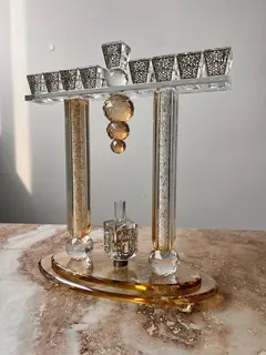 חנוכיה דגם פאר | מוזהבת